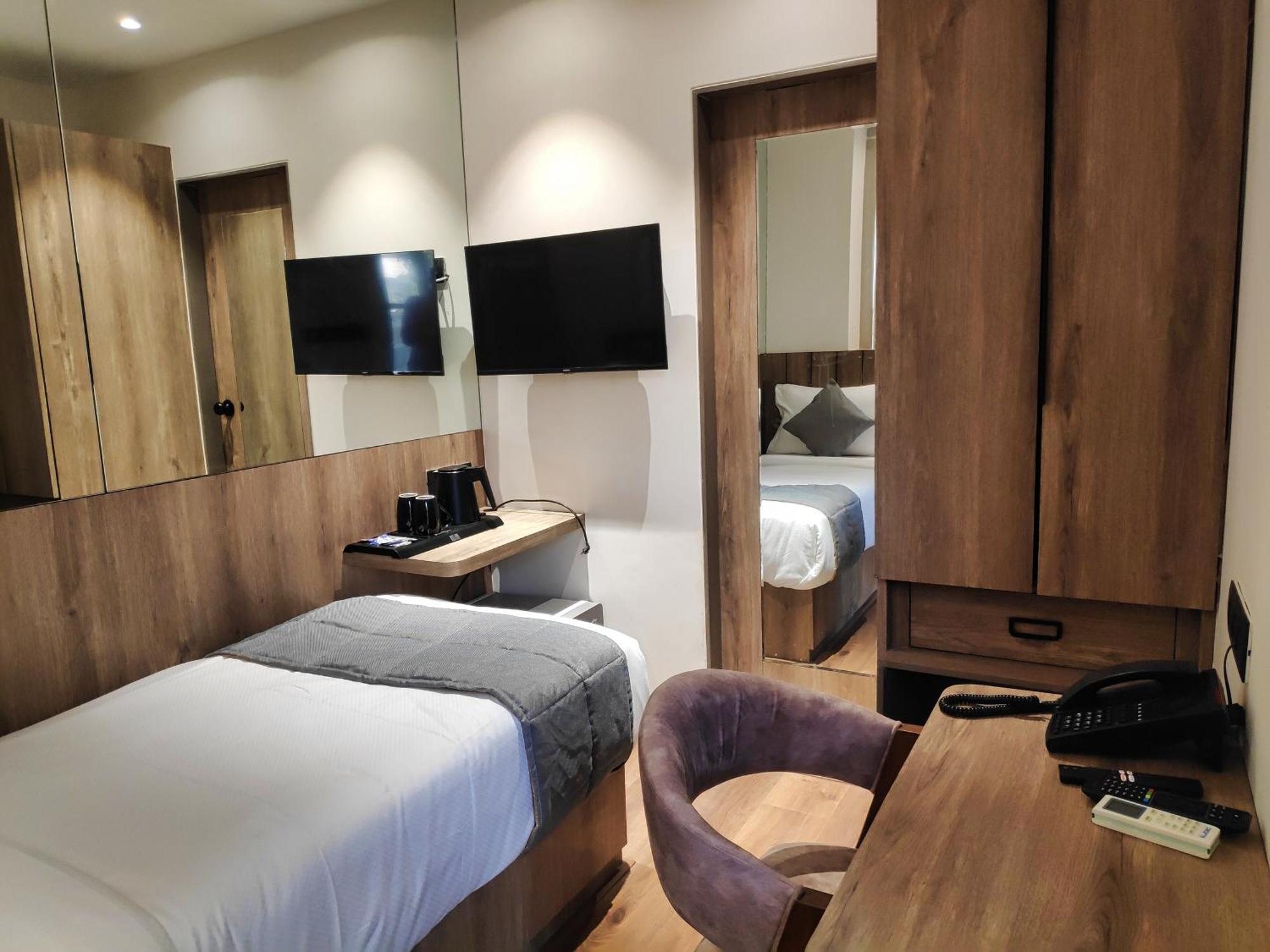 Maxxvalue Hotel Midc - Andheri Bombaj Exteriér fotografie